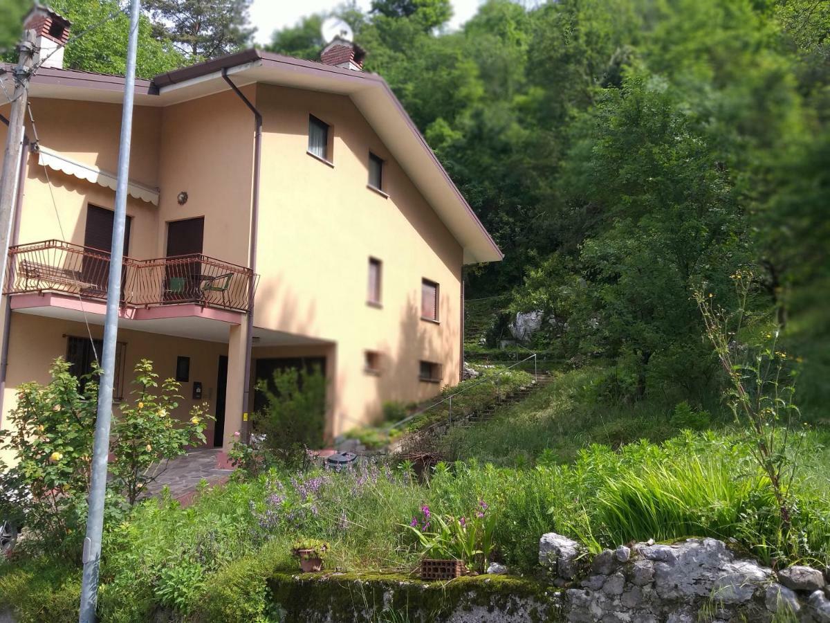 Terrazza Sul Borgo Villa Venzone Exterior foto